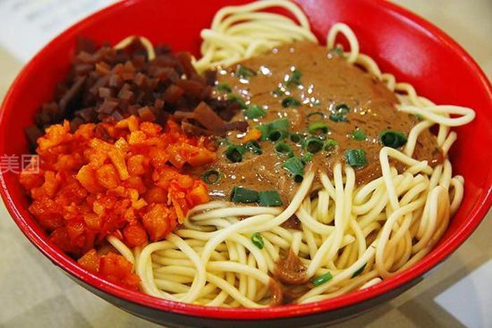 美味的熱幹麵少不了食品加工蒸汽發生器的使用