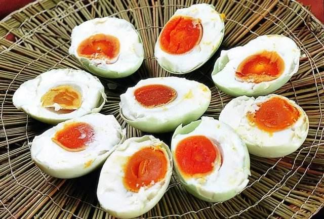 鹹鴨蛋營養豐富口感好