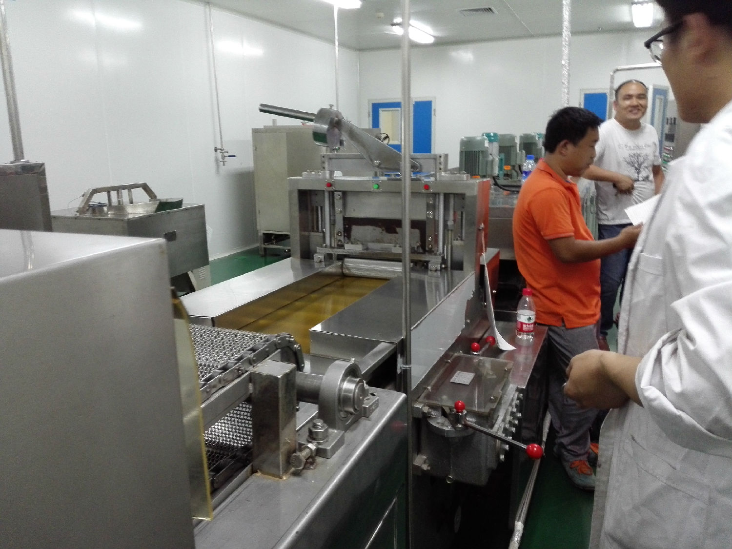 蒸汽潔淨，環保節能使用山東醫療製藥潔淨電蒸汽發生器