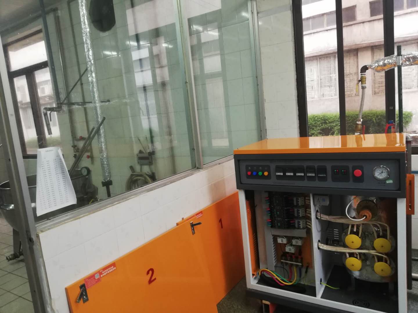 河北釀酒小型潔淨蒸汽發生器使用現場
